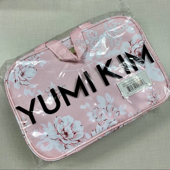 Yumi Kim Makeup Travel Case - Picture 6 of 8